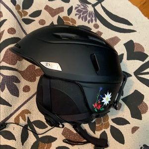 Women’s Smith Camber Ski or Snowboarding Helmet!